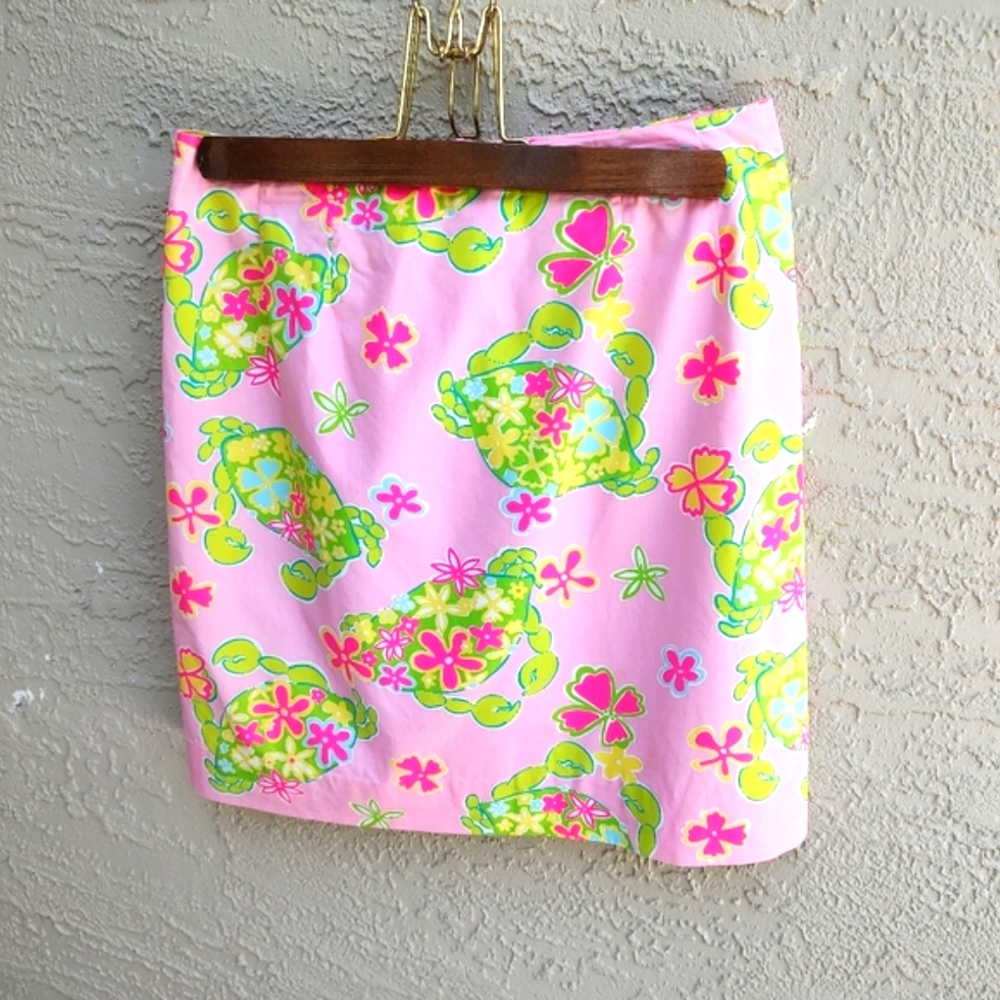 Lily Pulitzer pink cute crab fabric